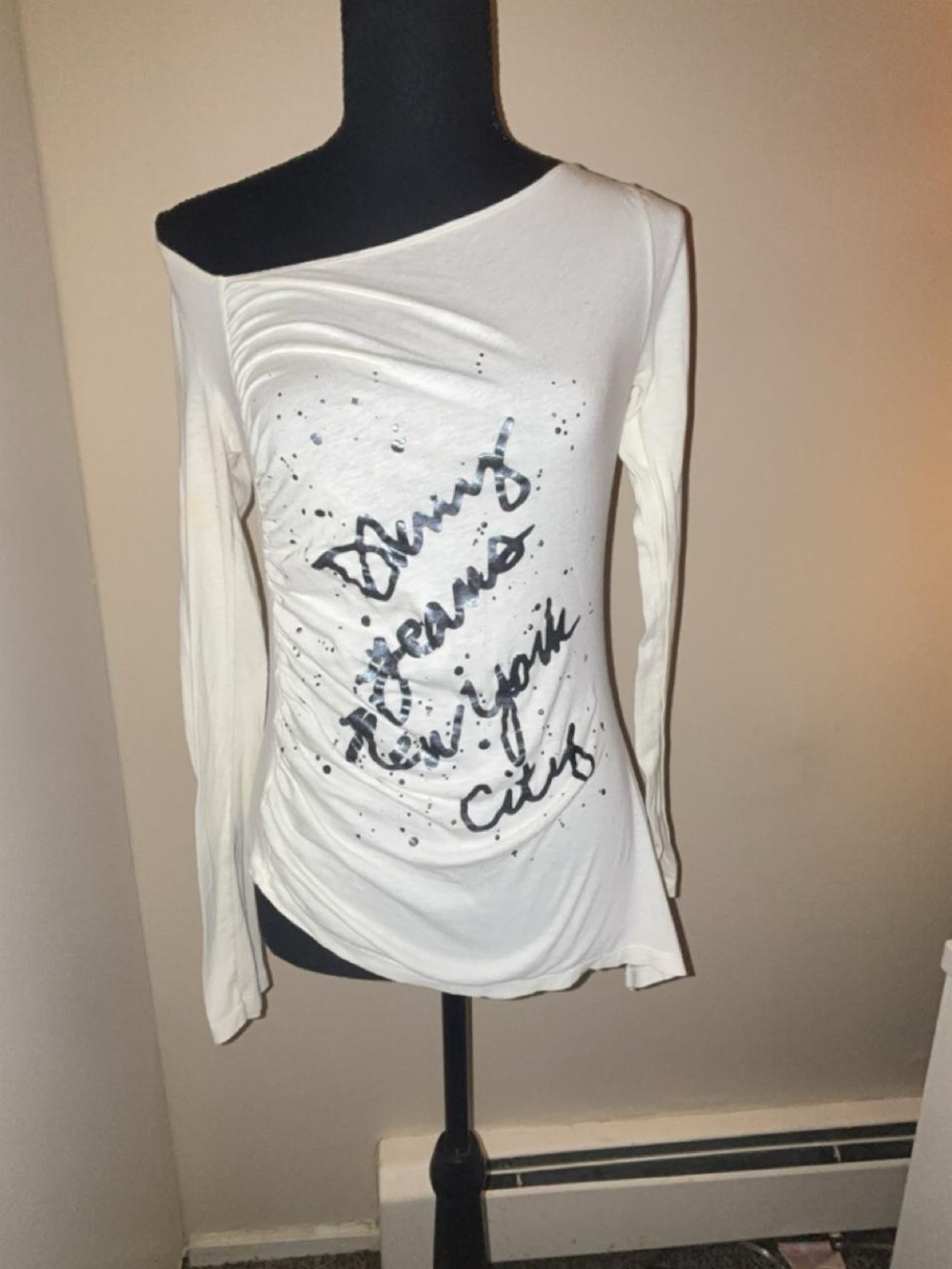 Women's White Long-Sleeve Off-Shoulder Asymmetrical Graphic Tee